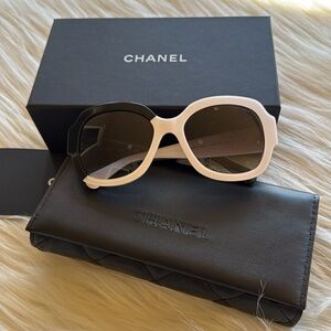 Chanel mismatched color sunglasses
